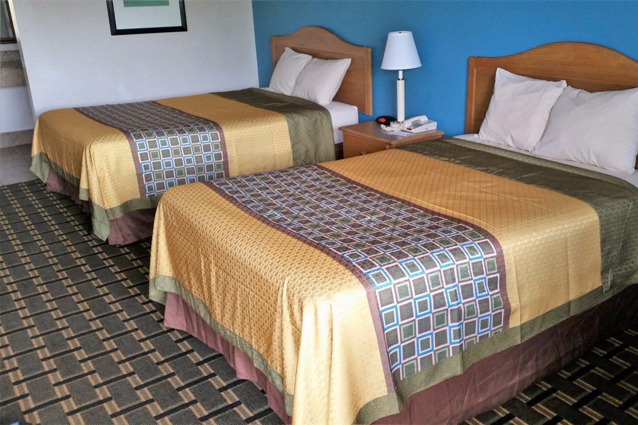 Americas Best Value Inn Elizabethtown Zewnętrze zdjęcie