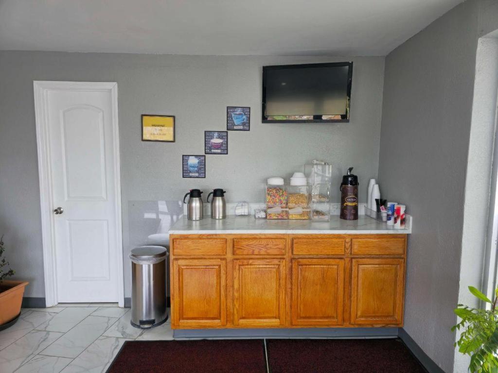Americas Best Value Inn Elizabethtown Zewnętrze zdjęcie